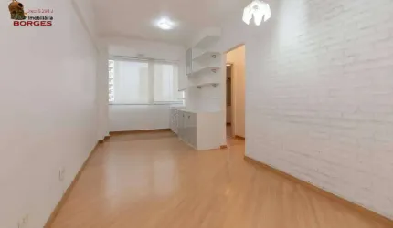 APARTAMENTO PARA VENDA ANDAR ALTO - CAMPO BELO TOTALMENTE REFORMADO.