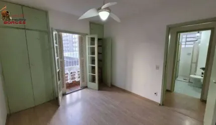ÓTIMO CUSTO-BENEFÍCIO NA VILA OLÍMPIA! 2 DORM, ARMÁRIOS, VARANDA, 1 VAGA