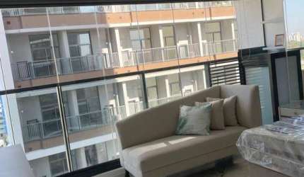 STUDIO PRONTO PARA MUDAR! NOVO, TODO MOBILIADO E EQUIPADO, A 10M DO METRÔ