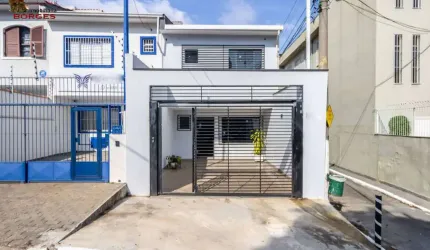 CASA PARA LOCAÇÃO - 3 DORMITÓRIOS - 215M².