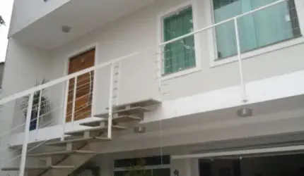 Casa com 3 quartos à venda na Rua Salvador Romeu, 306, Parada Inglesa, São Paulo por R$ 1.200.000