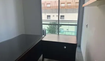 Sala comercial para alugar na Rua Voluntários da Pátria, 654, Santana, São Paulo por R$ 2.000