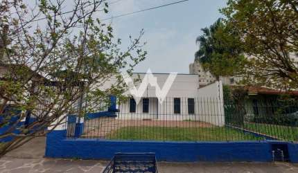 Prédio à venda na Vila Rosa, Novo Hamburgo  por R$ 875.000