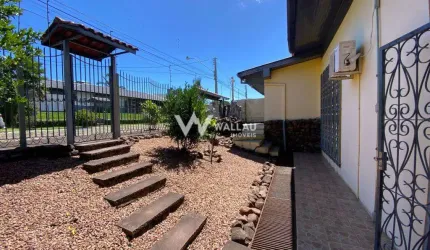 Casa com 3 quartos à venda no Guarani, Novo Hamburgo  por R$ 850.000