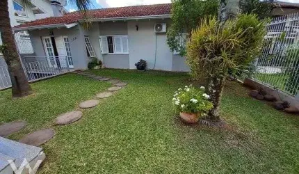 Casa com 4 quartos à venda no Guarani, Novo Hamburgo  por R$ 1.064.000