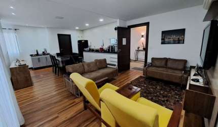 Clinica nova  327M² com 2 apartamentos na parte superior Mercês Curitiba