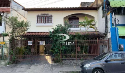 Sobrado com 2 dormitórios à venda, 400 m² por R$ 980.000,00 - Centro - São Gonçalo/RJ