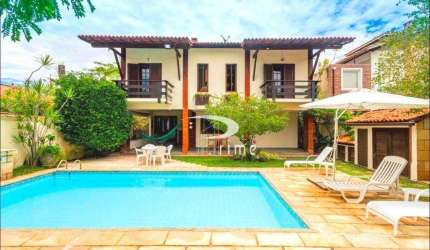 Casa com 3 dormitórios, 300 m² - venda por R$ 2.650.000,00 ou aluguel por R$ 11.519,00/mês - Camboinhas - Niterói/RJ