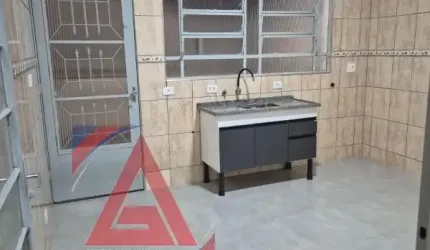 Casa sobre-loja 2 dormitórios, não tem vaga de garagem, av Pedro Pinho