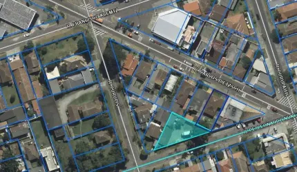 Terreno à venda na Rua Padre Leonardo Nunes, 606, Portão, Curitiba por R$ 750.000