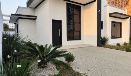 Casa com 3 quartos à venda na Avenida Paraná, 4301, Estados, Fazenda Rio Grande por R$ 460.000