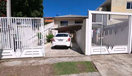 Casa em condomínio fechado com 6 quartos à venda na Prefeito Samuel Mileo, 712, Sítio Cercado, Curitiba por R$ 765.000