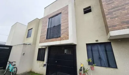 Casa em condomínio fechado com 2 quartos para alugar na Rua Luiz Machuca, 282, Alto Boqueirão, Curitiba por R$ 1.700