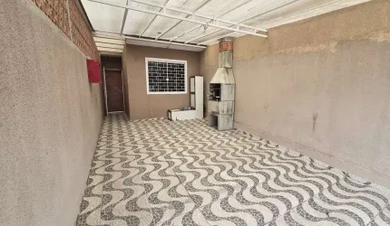 Casa com 2 quartos à venda na Rua Pia Lazzari Bertoldi, 611, Campo de Santana, Curitiba por R$ 250.000