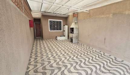 Casa com 2 quartos para alugar na Rua Pia Lazzari Bertoldi, 611, Campo de Santana, Curitiba por R$ 1.500