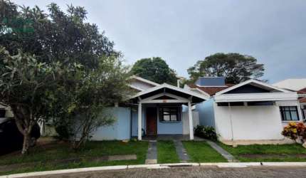 CASA - CONDOMÍNIO ALTO DE PINHEIROS