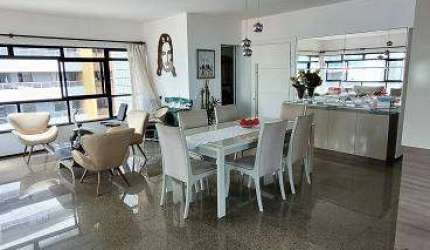 Apartamento para venda possui 200 metros quadrados com 3 quartos em Meireles - Fortaleza - CE
