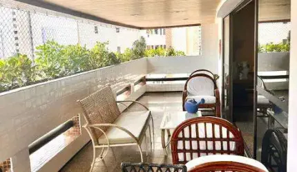 Apartamento para venda possui 272 metros quadrados com 4 quartos em Meireles - Fortaleza - CE