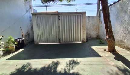 Casa com 3 quartos à venda na Cidade Dos Funcionários