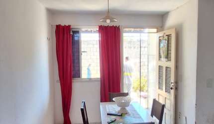 VENDE- SE APTO COM 02 QUARTOS NO PASSARÉ