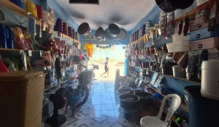Casa com 3 quartos à venda na Rua Pará, 974, Pan Americano, Fortaleza, 80 m2 por R$ 140.000