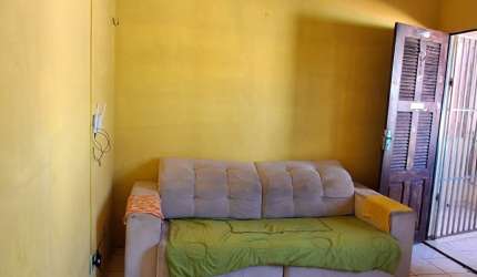 VENDE- SE APTO COM 02 QUARTOS NO BAIRRO EDSON QUEIROZ