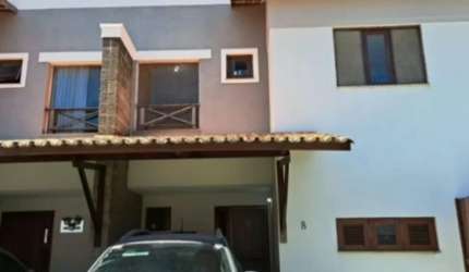 VENDE- SE CASA DUPLEX EM CONDOMÍNIO NO BAIRRO CURIÓ