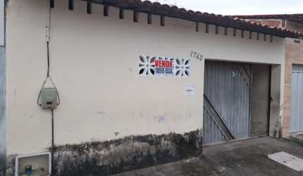 Casa com 3 quartos à venda no Bom Jardim