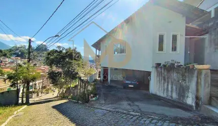 Casa em Condomínio para Venda em Teresópolis, Tijuca, 2 dormitórios, 1 suíte, 2 banheiros, 2 vagas