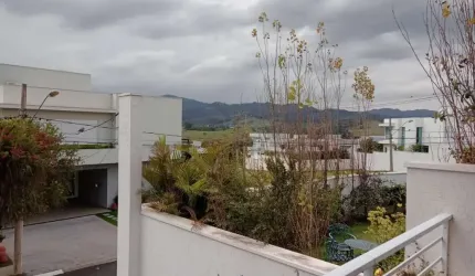 Casa com 3 dormitórios à venda, 260 m² por R$ 2.400.000,00 - Condomínio Morro Azul II - São João da