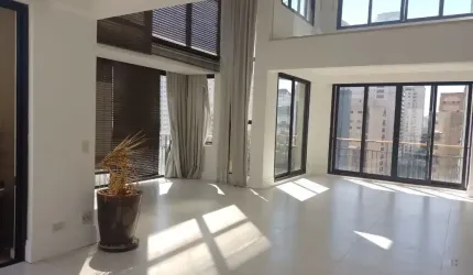 Apartamento Duplex em Moema de 272m² - 3 Quartos - 3 Suites - 5 Banheiros - 4 Vagas.