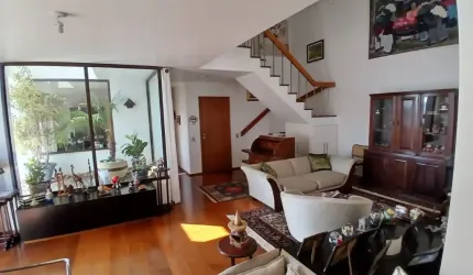 Apartamento Duplex em Higienópolis com 280m², 4 quartos, 3 suites e 5 vagas.