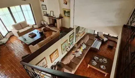 Casa à venda 5 Quartos, 3 Suites, 10 Vagas, 2500M², Tucano, Londrina - PR