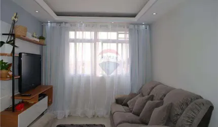 Apto 2 dorms recém reformado e condomínio super barato