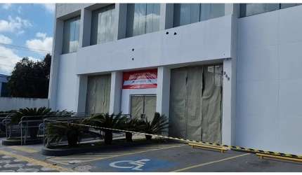 Oportunidade Única: Galpão de 1000m² na Avenida de Pinedo para Locação**