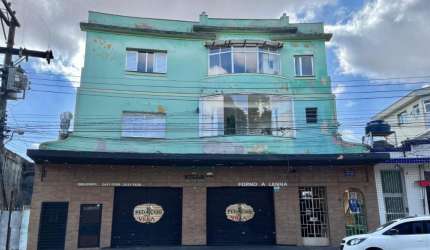 Prédio Residencial e Comercial