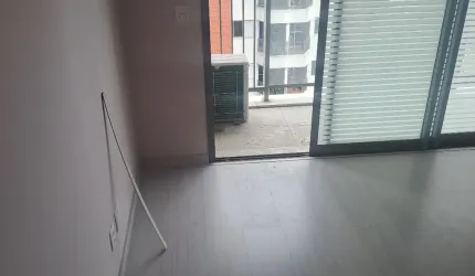 Sala Comercial Aconchegante no Coração do Paraíso