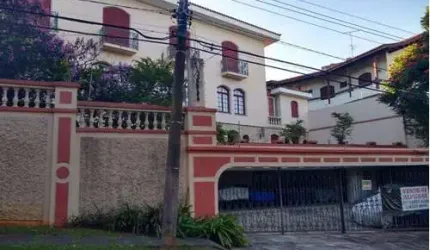 Casa 1017 m² total na maravilhosa região - Jardim Guedala