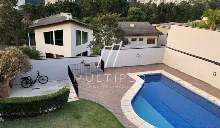 Casa residencial zero Alphaville  3 suítes, 375m2 área construída, 600 m2 de terreno.