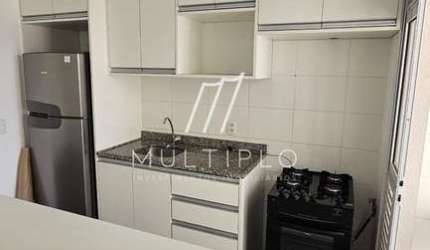 Apartamento com 1 quarto e sala ampliada em Alphaville condomínio com lazer completo