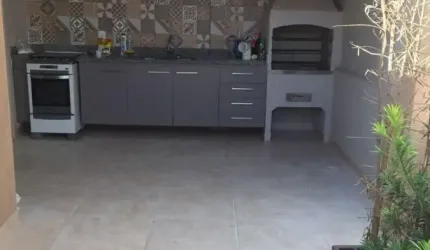 VENDO  Casa Condomínio Montenegro 3 Quartos sendo 1 suíte - Próximo ao Centro Político Administrativo