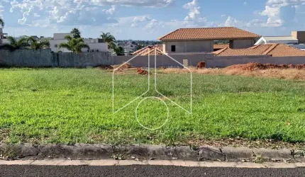 Terreno Dentro de Condomínio em Marília
