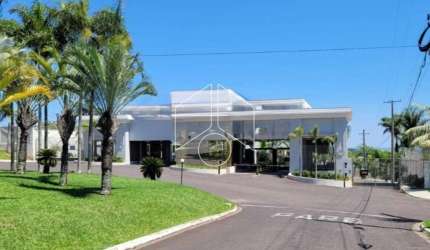 Terreno Dentro de Condomínio em Marília