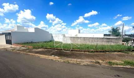 Terreno Fora de Condomínio em Marília