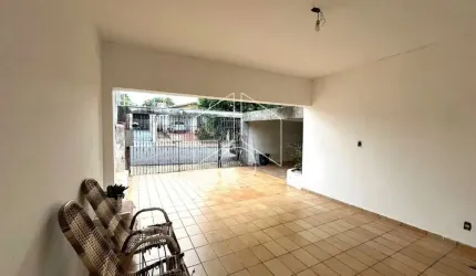 Casa com 3 quartos à venda na Rua das Violetas, 20194, São José, Marília, 250 m2 por R$ 350.000