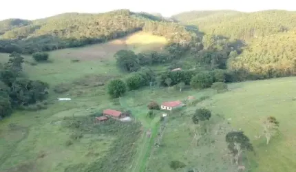SÍTIO BEM LOCALIZADO EM NAZARÉ PAULISTA