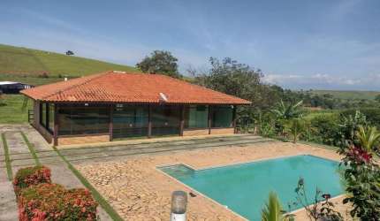 FAZENDA INCRÍVEL COM CASA SEDE MARAVILHOSA