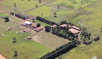 FAZENDA INCRÍVEL EM GOIÁS/GO - VENDA PORTEIRA FECHADA