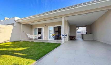 Casa de Alto Padrão, com Piscina,  3 dormitórios à venda, 188 m² por R$ 1.480.000 - Centro - Guaratuba/PR
