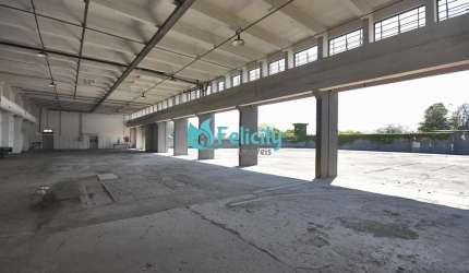 Galpão de 1.361m2, 7 salas, 10 vagas no Jaguaré
